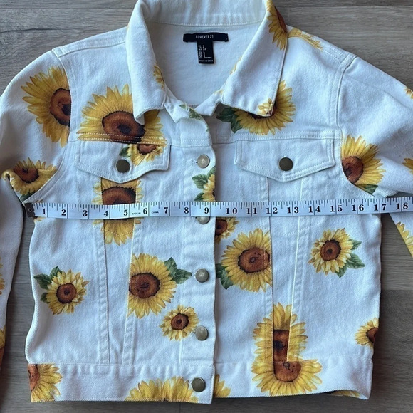 Forever 21 Sunflower Jean Jacket size S - Picture 5 of 9